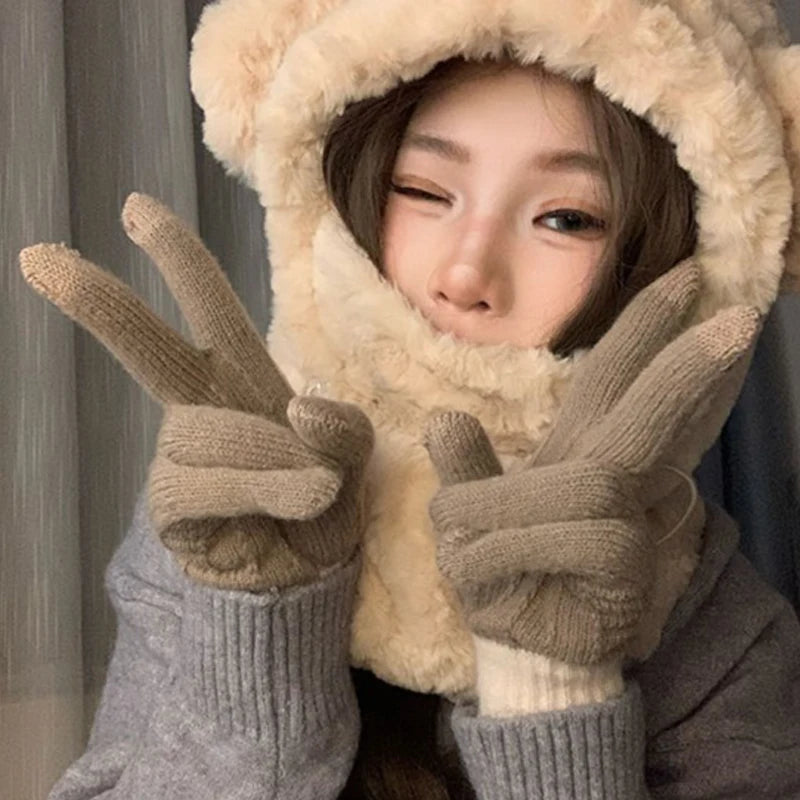 Warm Touch Screen Knitted Gloves | Essential Winter Gear