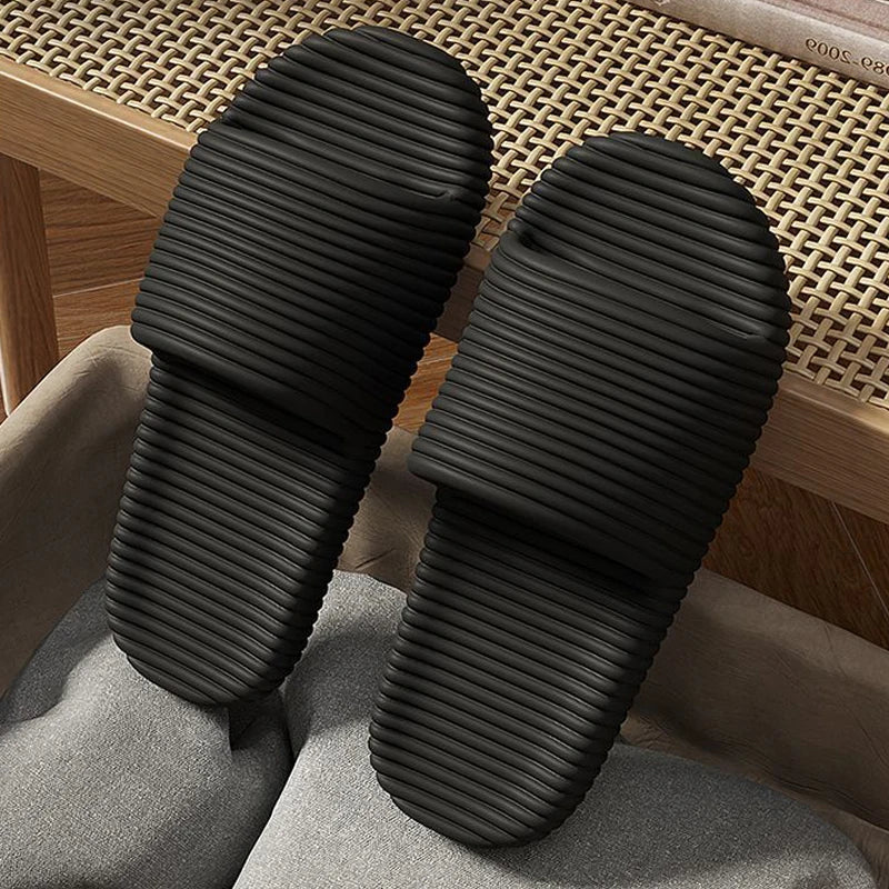Fashion Men's Slippers Summer Comfortable Anti-Slip Soft Soles House Sandals for Indoor Outdoor Beach Breathable Shower Slide