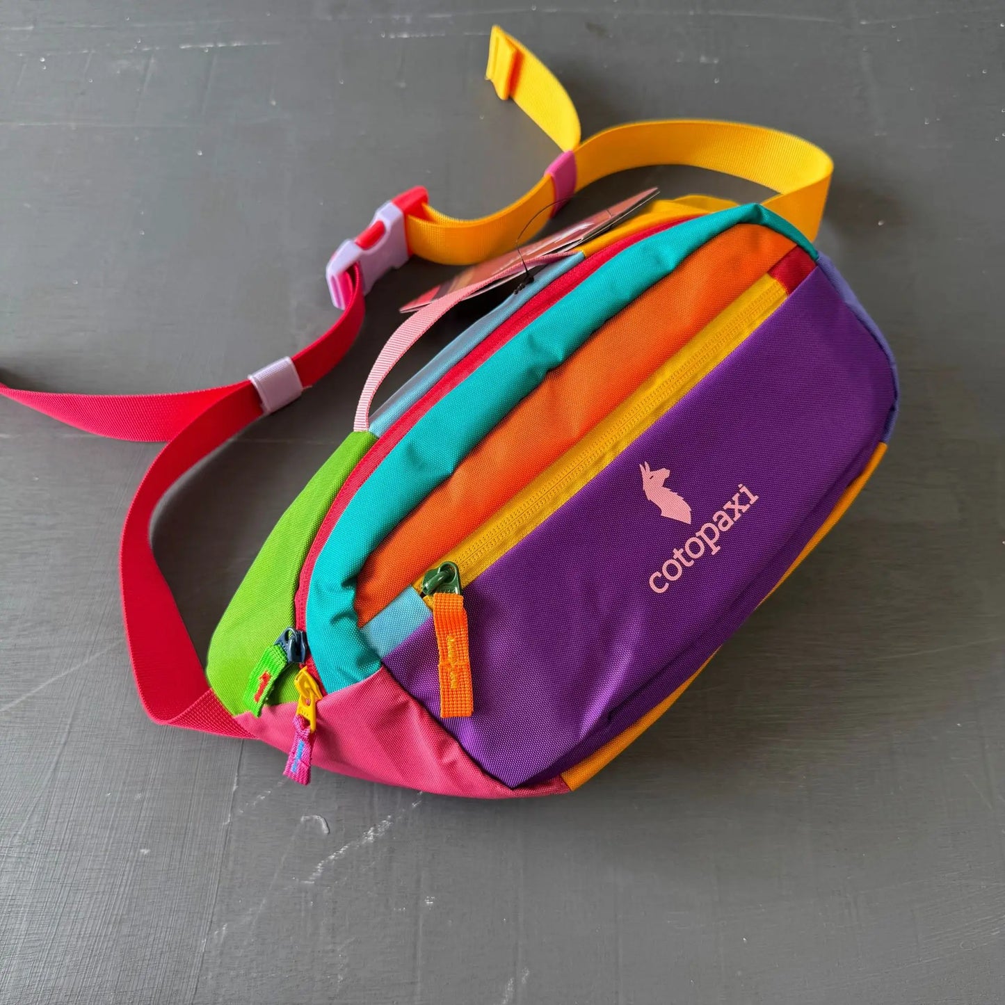 Unisex Outdoor Sports Chest Bag | Versatile and Stylish Crossbody Bag