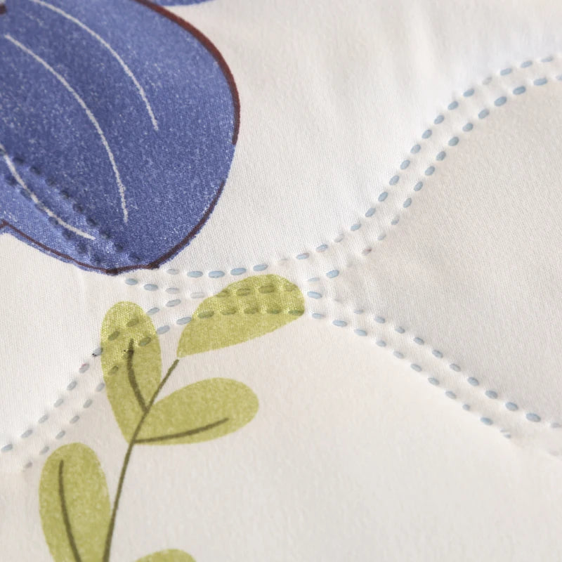 Breathable Summer Quilt - Lightweight Air Conditioned Blanket
