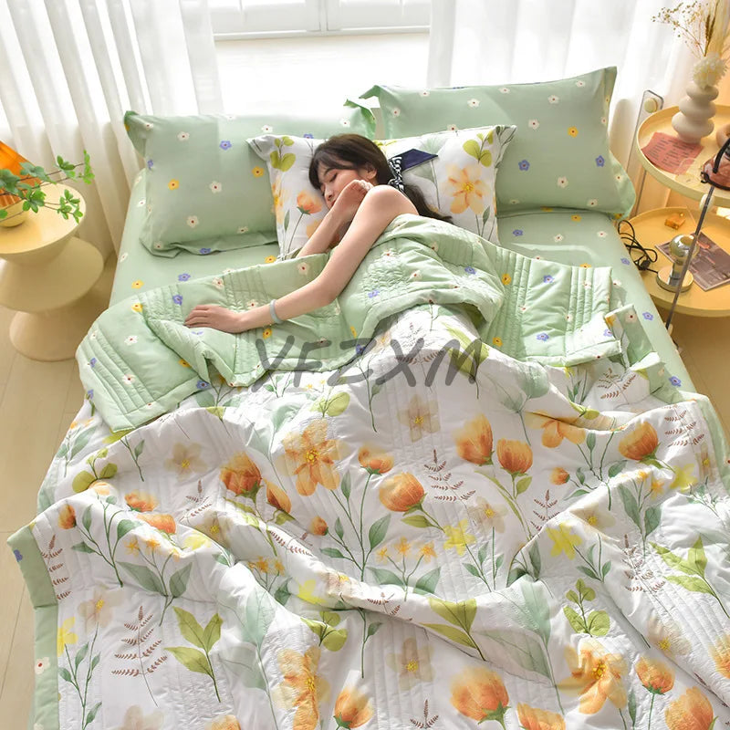 Lightweight Breathable Summer Quilt | Soft Comfortable Blanket