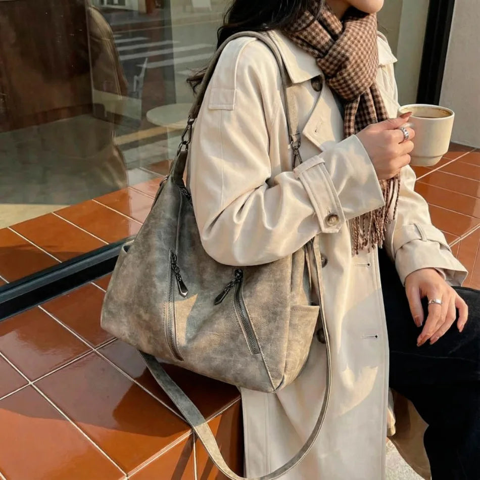 Bolso Bandolera Elegante de Cuero Sintético Suave para Mujer | Con Estilo y Práctico