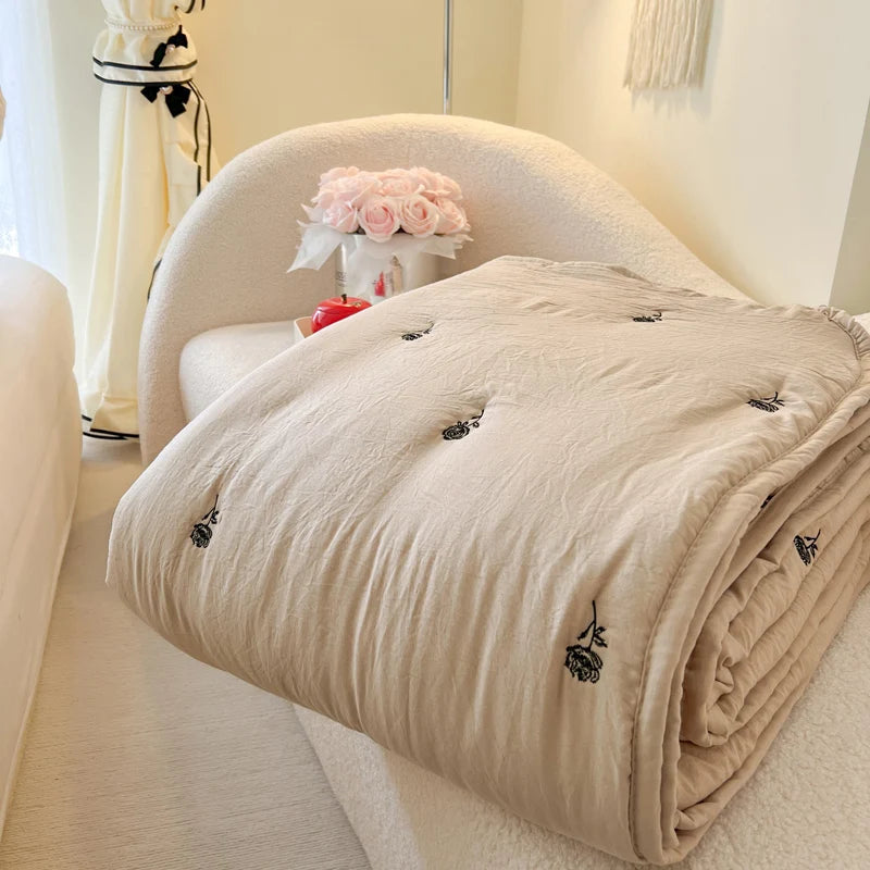 Breathable Summer Quilt | Skin-Friendly Cotton Bedding