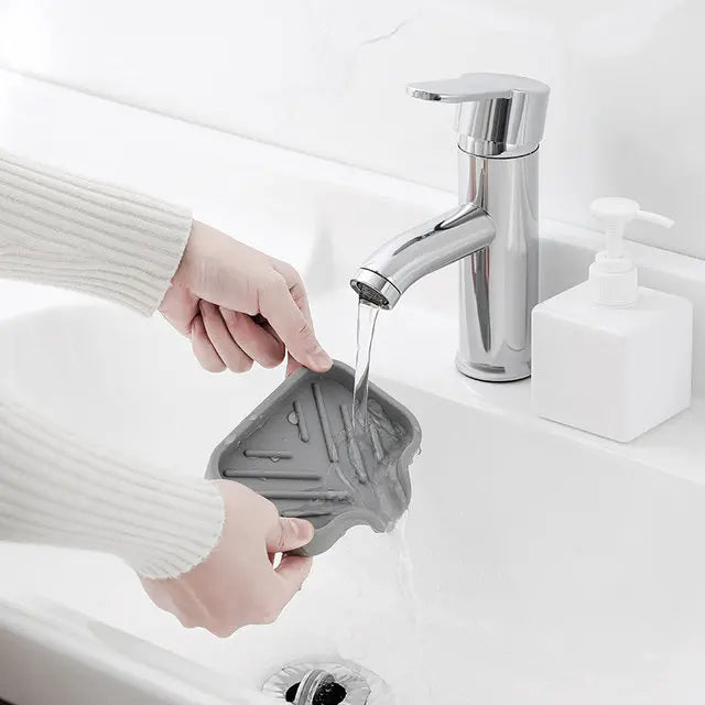 Versatile Silicone Kitchen Storage Rack Tray with Drainage Solution