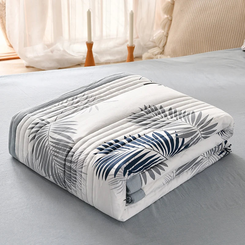 Lightweight Summer Quilt | Soft Microfiber Breathable Bedding