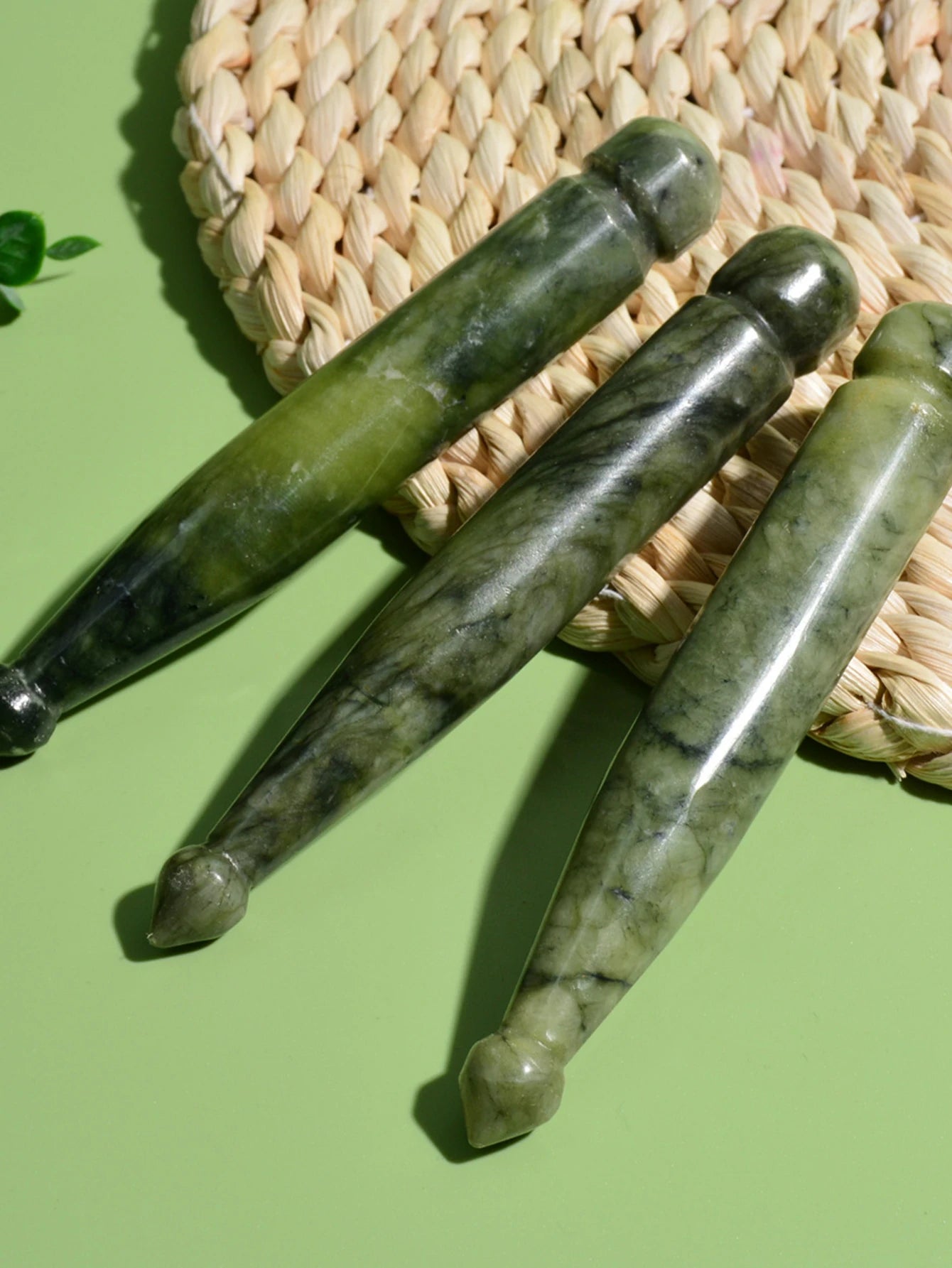 Natural Jade Gua Sha Acupuncture Pen for Deep Tissue Massage