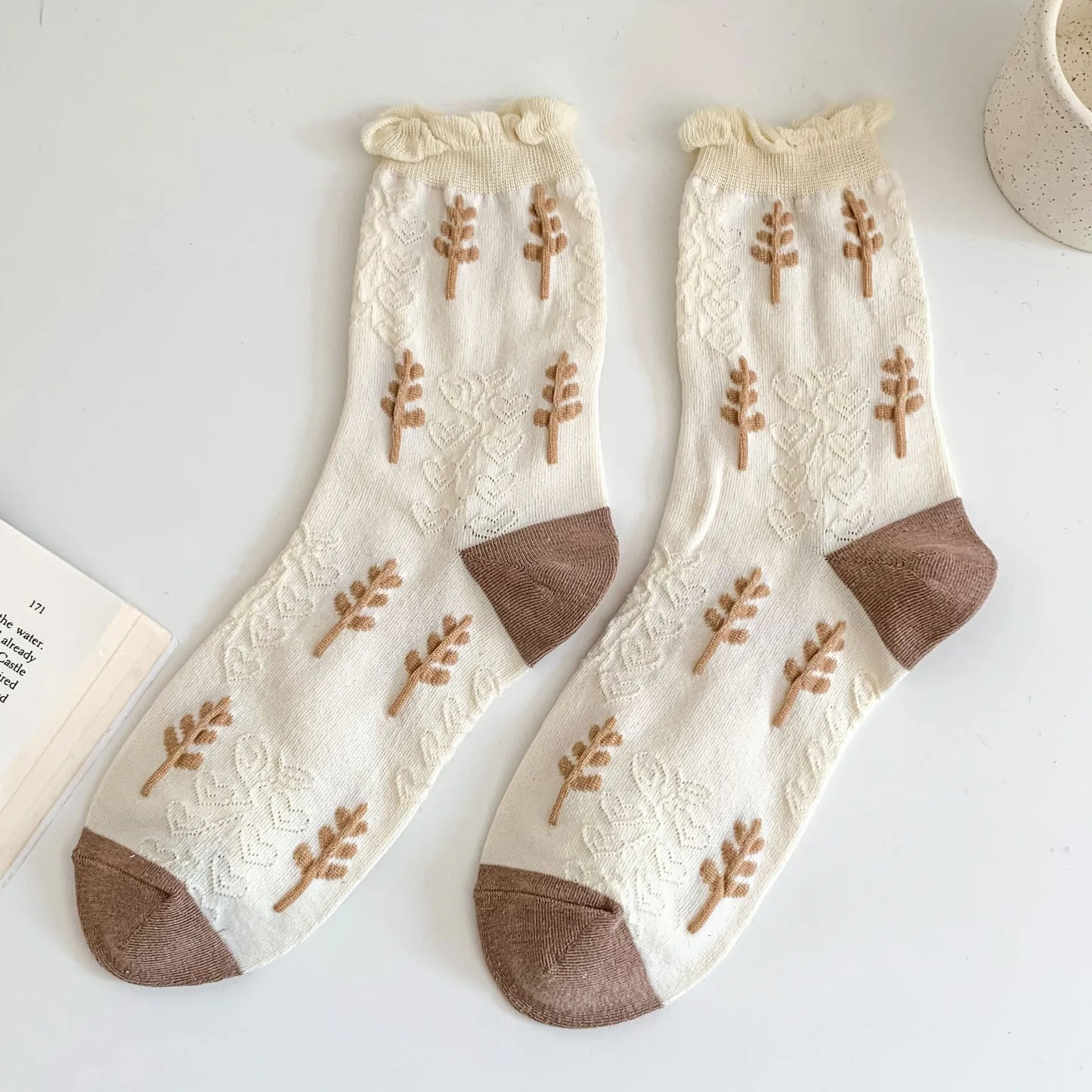 Cute Women's Floral Embroidered Crew Socks | Vintage-Inspired Style