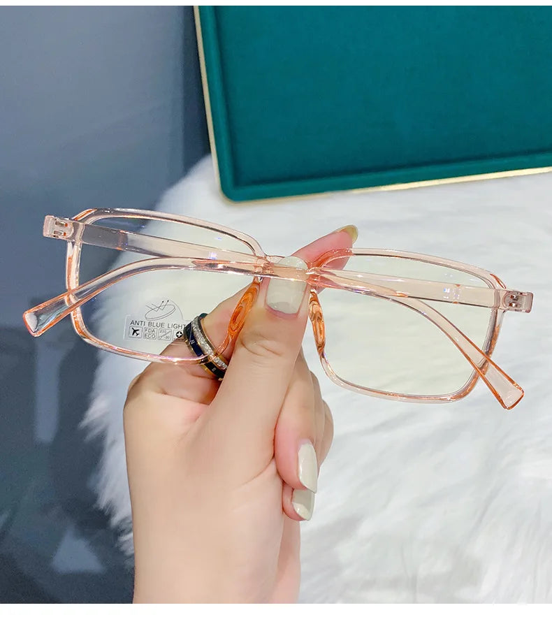 Stylish Myopia Glasses for Women | High-Definition Anti Blue Light