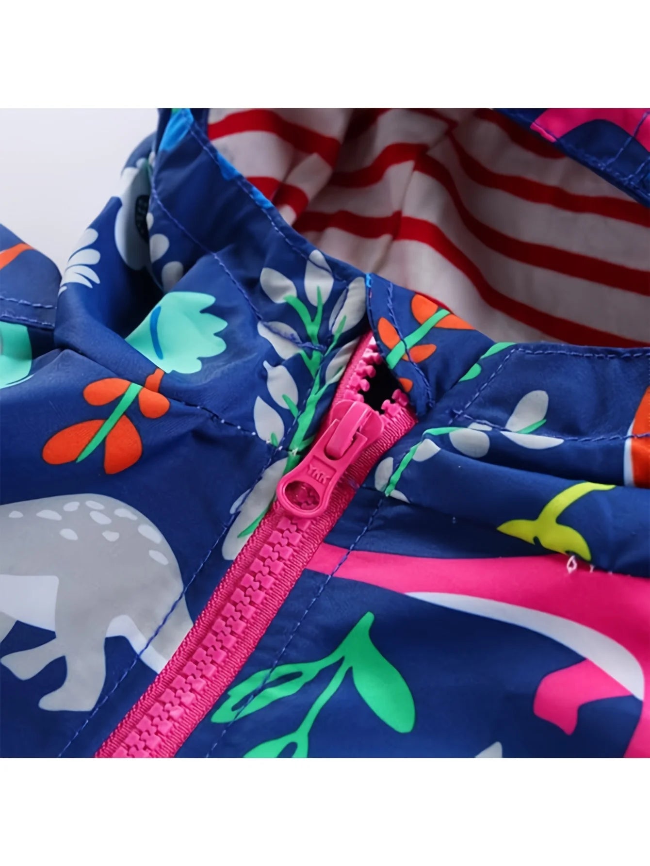 Cortavientos ligero con capucha y estampado de dinosaurios para niños pequeños