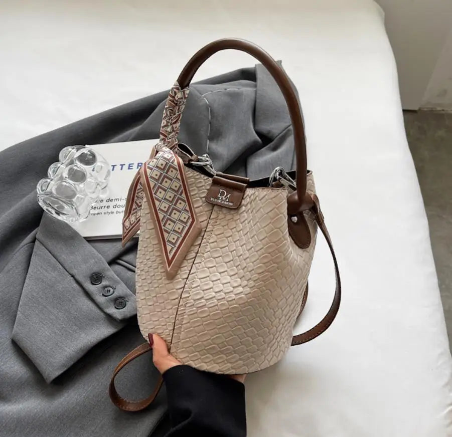 Bolso de cubo chic para mujer | Bolso de mano tejido de moda para cada ocasión