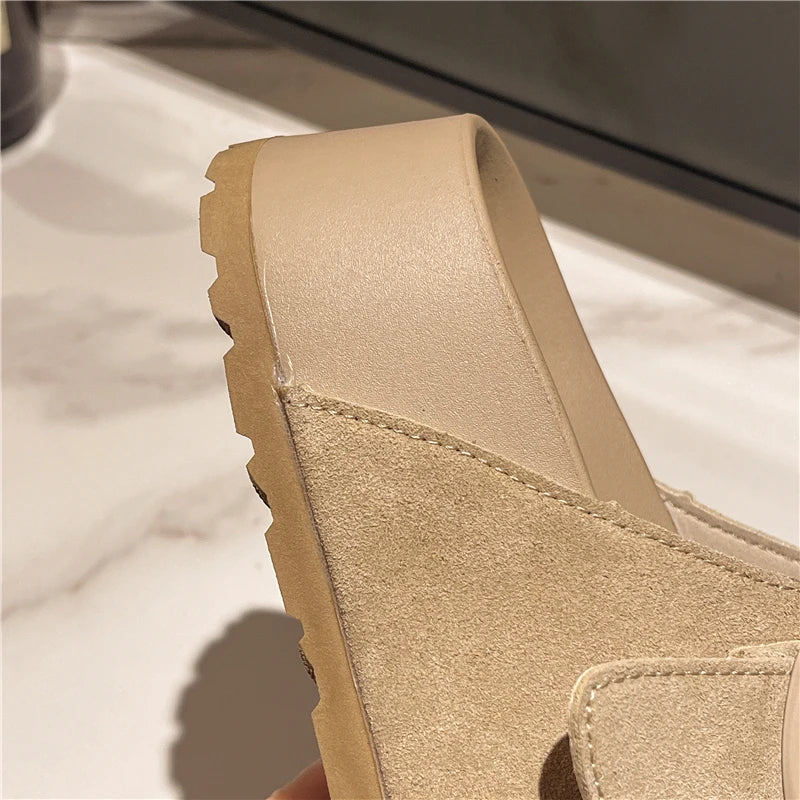 Comfortable Summer Women Slippers with Retro Buckle Design