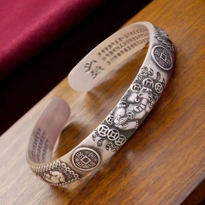 Men's Retro Pixiu Charms Bracelet | Stylish Simple Jewelry