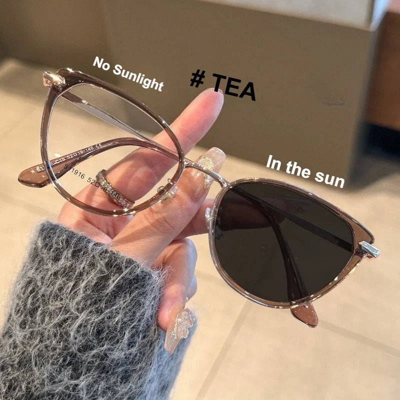 Women's Photochromic Cat's Eye Glasses | UV Protection Eyewear