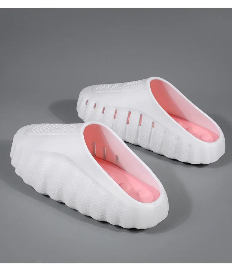 New Men's Slippers Outdoor Soft Thick Sole Slides Breathable Sandals Non-Slip Bathroom Slippers Lightweight Summer Beach Sandals