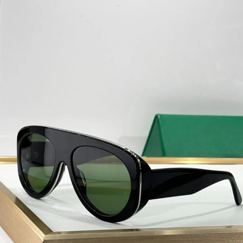 Trendy Retro Oval Sunglasses | Stylish Luxury Eyewear for Outdoors