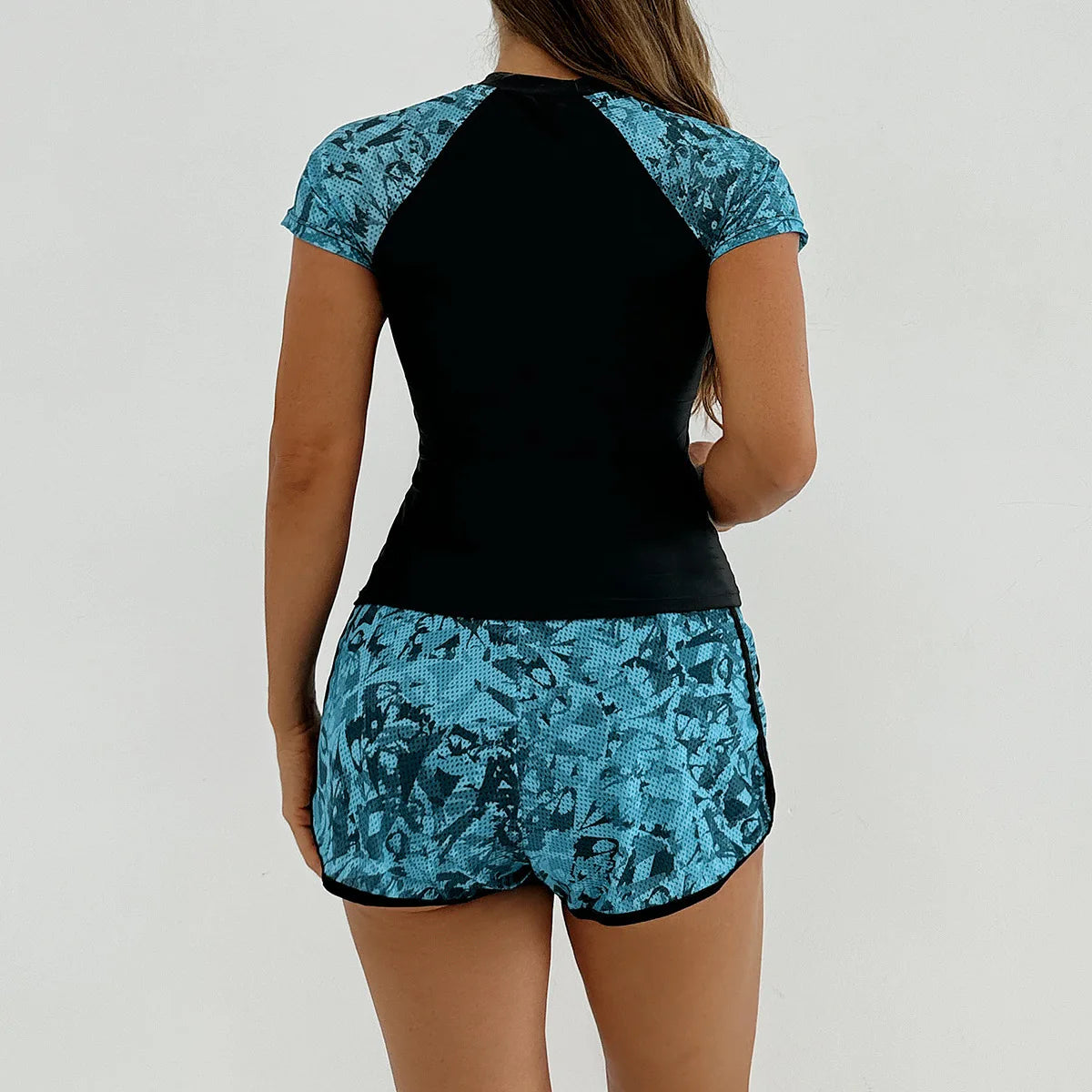 Women's Two-Piece Tankini Set | Stylish & Comfortable Swimwear