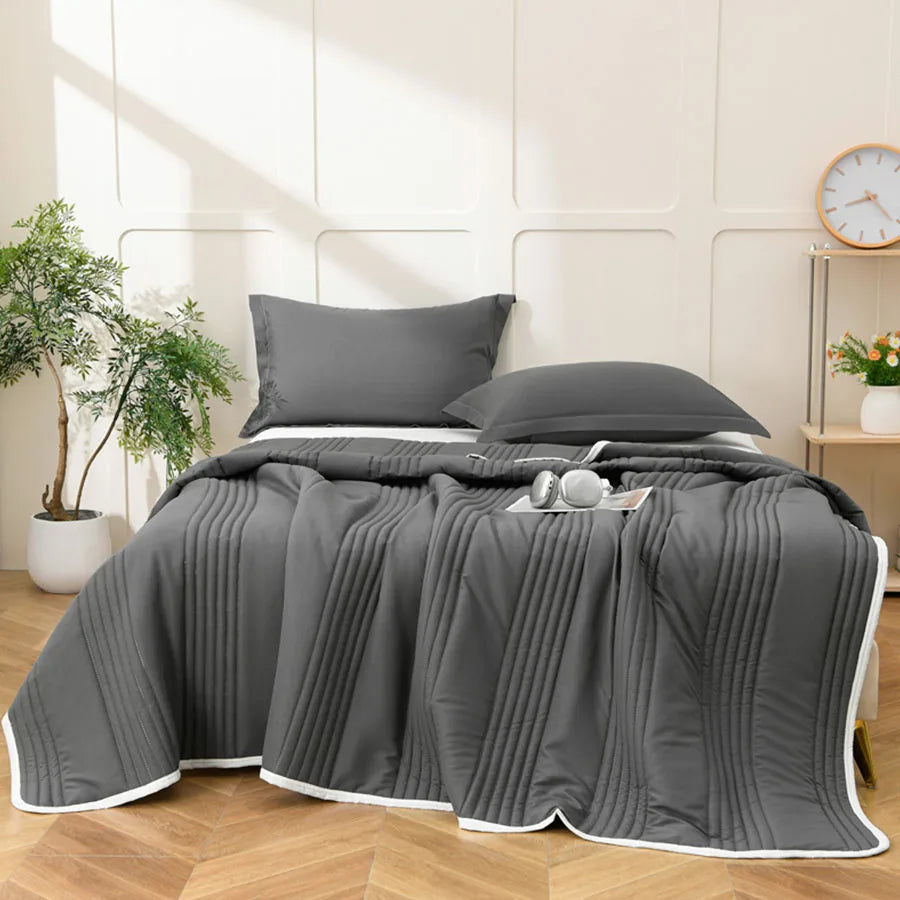 High-Quality Cool Air Blanket | Soft & Breathable Summer Quilt