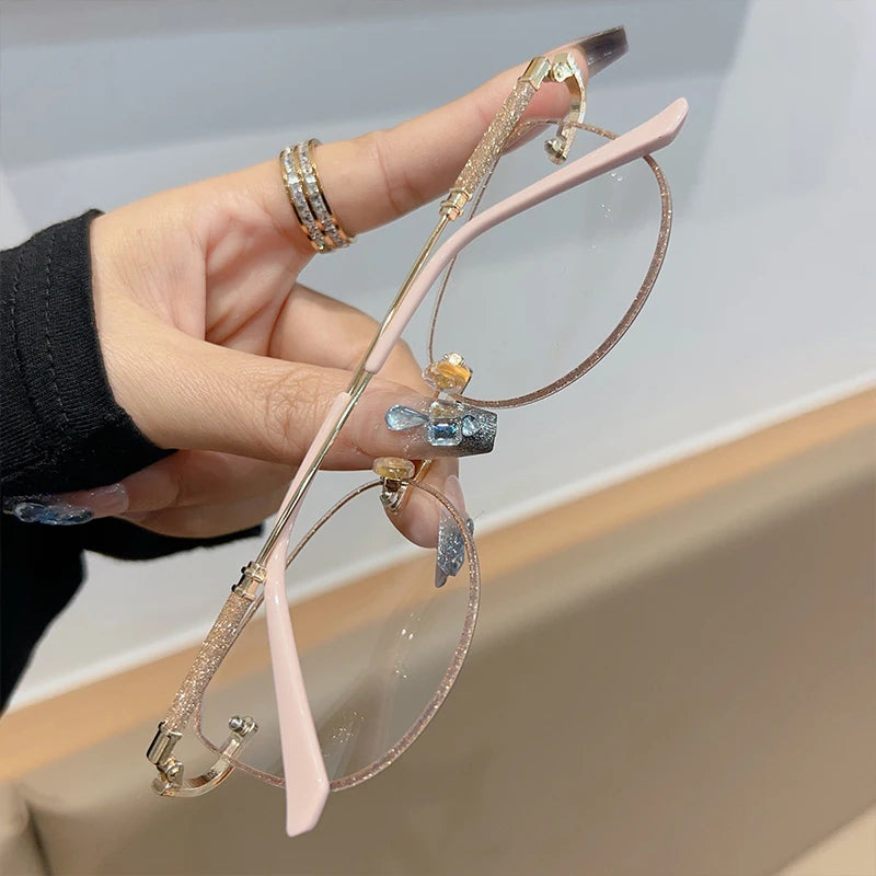 Stylish Photochromic Eyeglasses | Eye Protection & Comfort