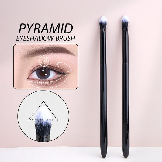 Pyramid Eyeshadow Brush for Flawless Smoky Makeup | Free Shipping