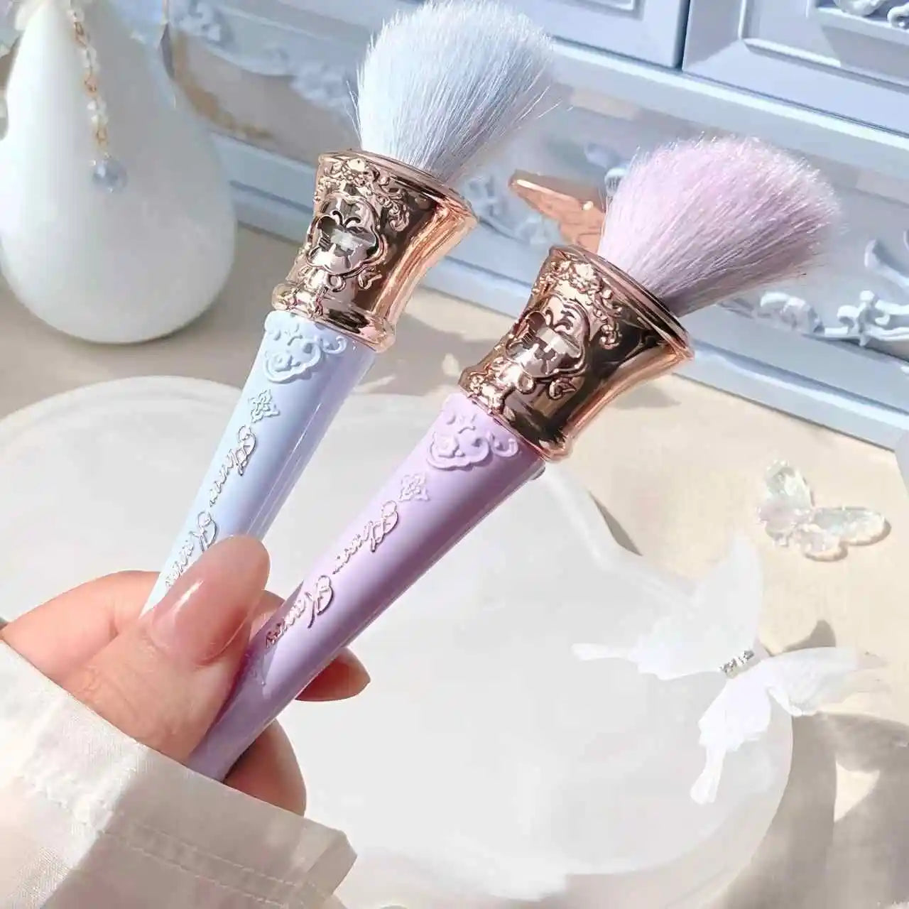 Soft Goat Hair Blush Stippling Brush | Even Powder Application Tool