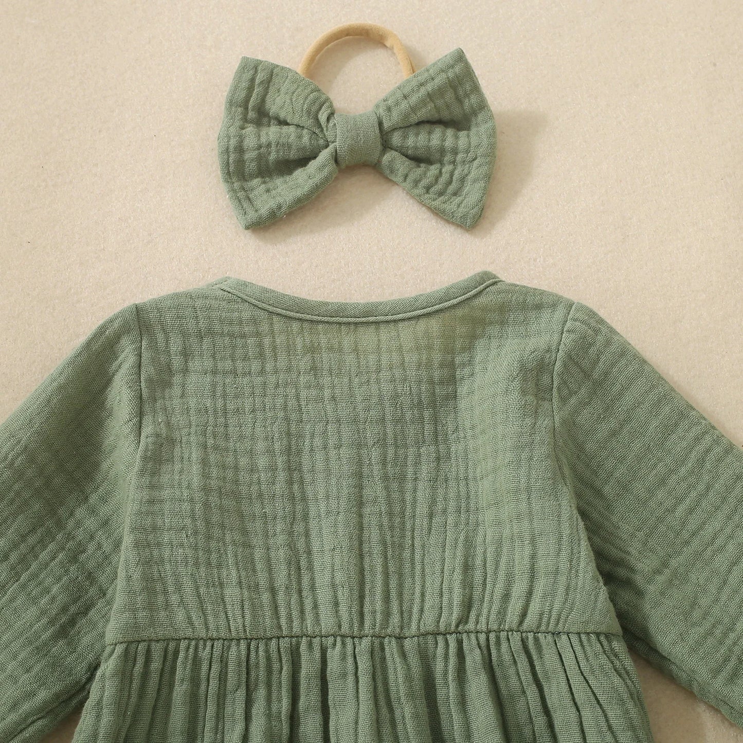 Neutral Baby Romper | Comfortable All-in-One Outfit for Infants