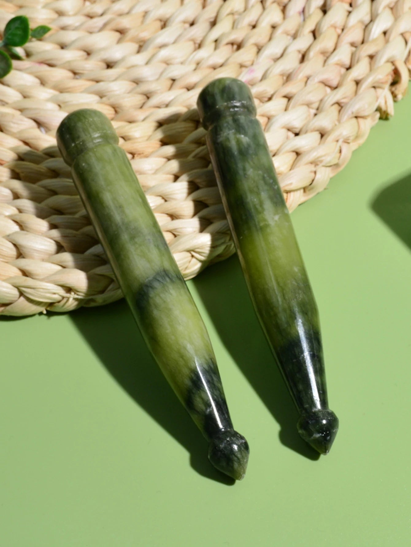 Natural Jade Gua Sha Acupuncture Pen for Deep Tissue Massage