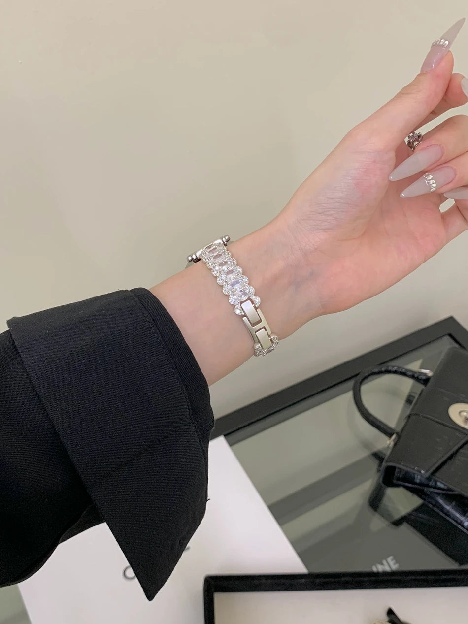 Dazzling Luxury Jewelry Band for Smartwatches | Elegant Women's Strap