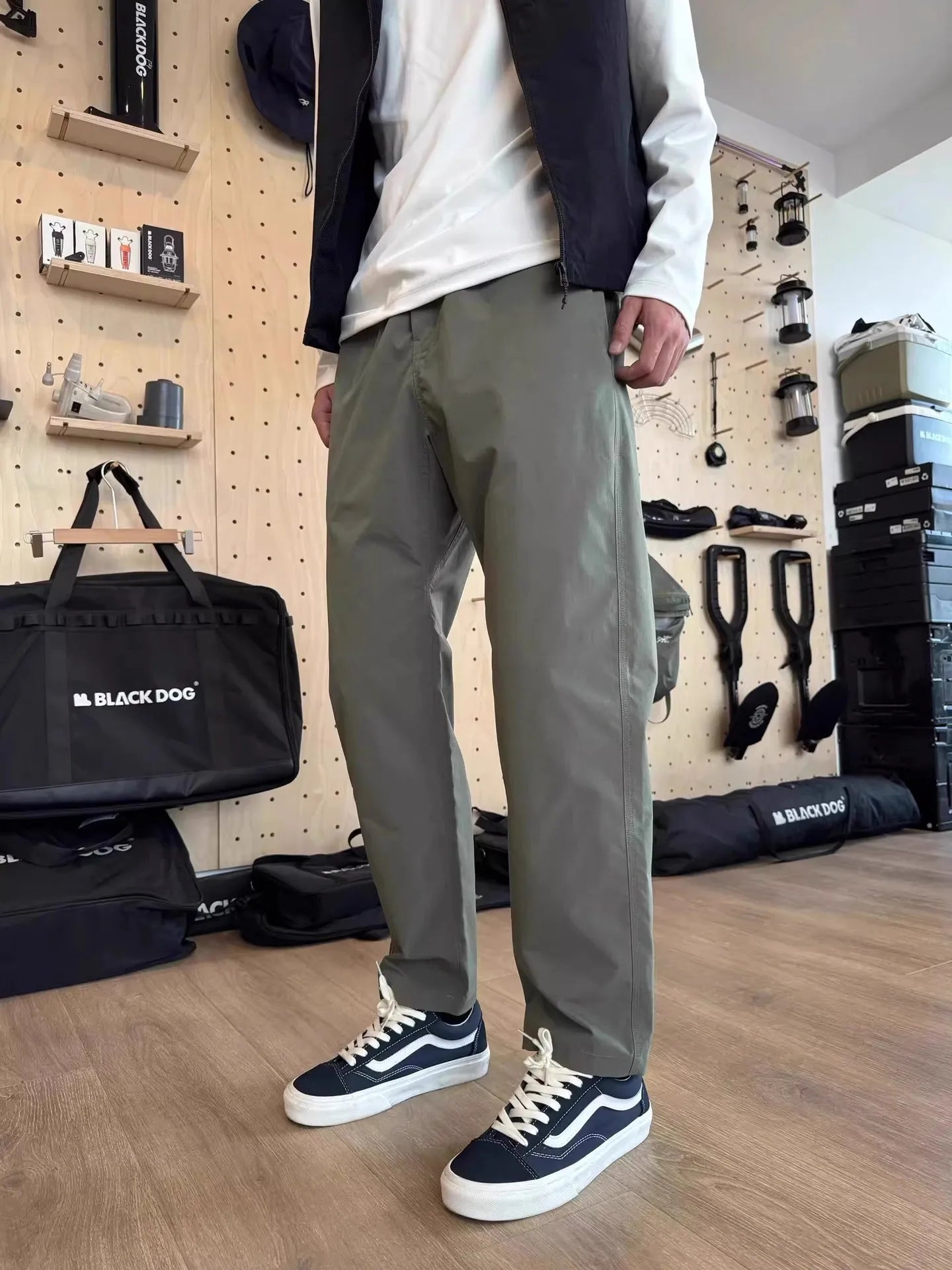 Lightweight Summer Men's Cargo Pants | Quick-Dry Outdoor Trousers