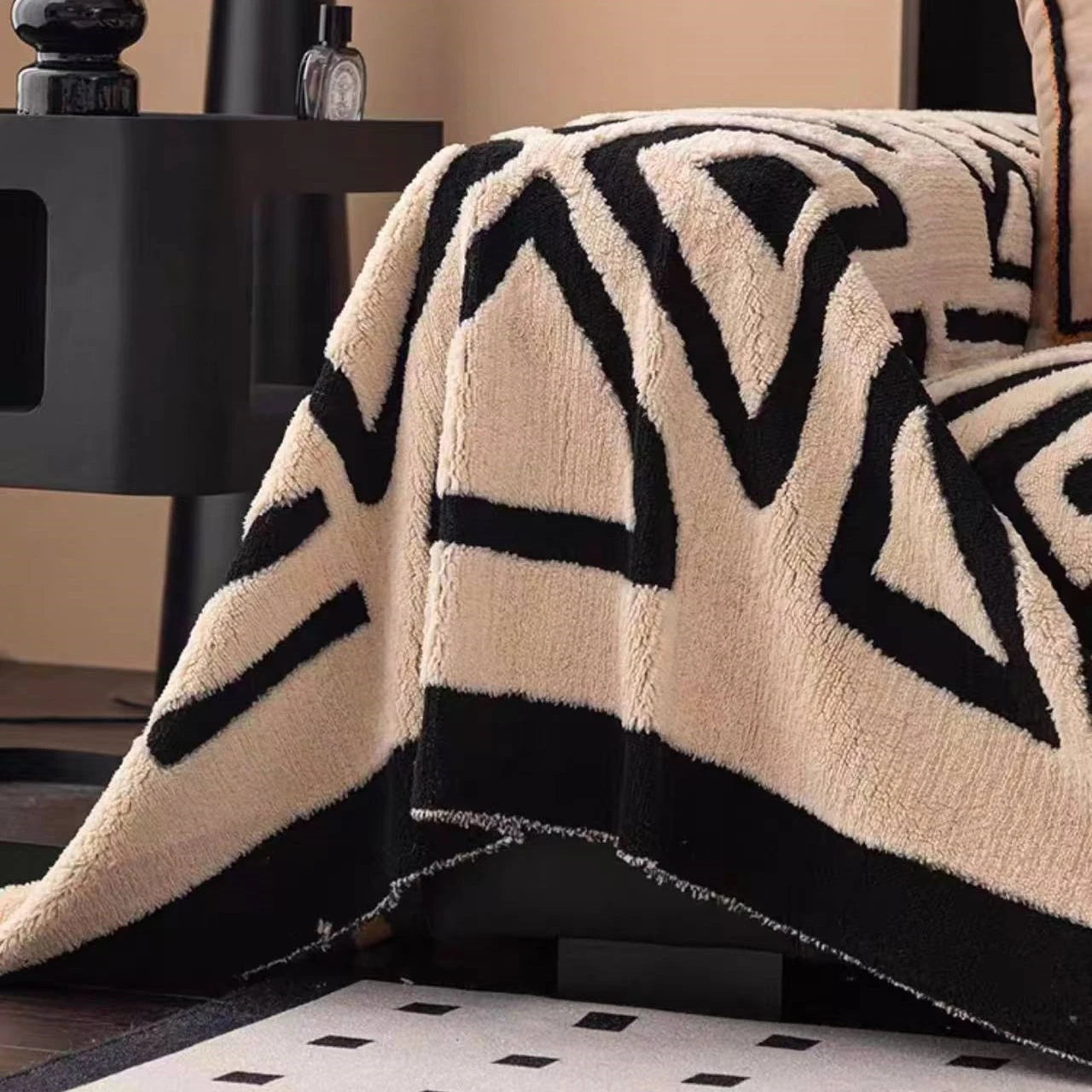 Bohemian Style Sofa Protector | Vintage Fleece Blanket for Pets