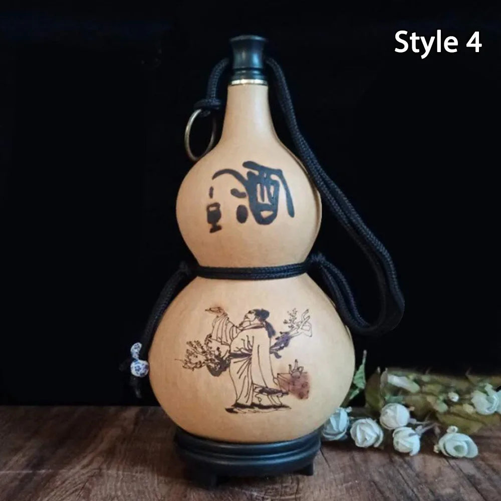 Large Capacity Retro Gourd Water Bottle | Durable & Stylish