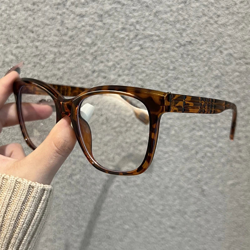 Women’s Fashion Anti-Blue Light Glasses | Stylish Eye Protection