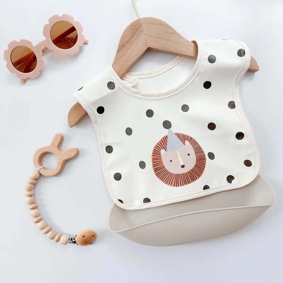 Children's Silicone Feeding Bib | Waterproof & Easy Clean Bibs