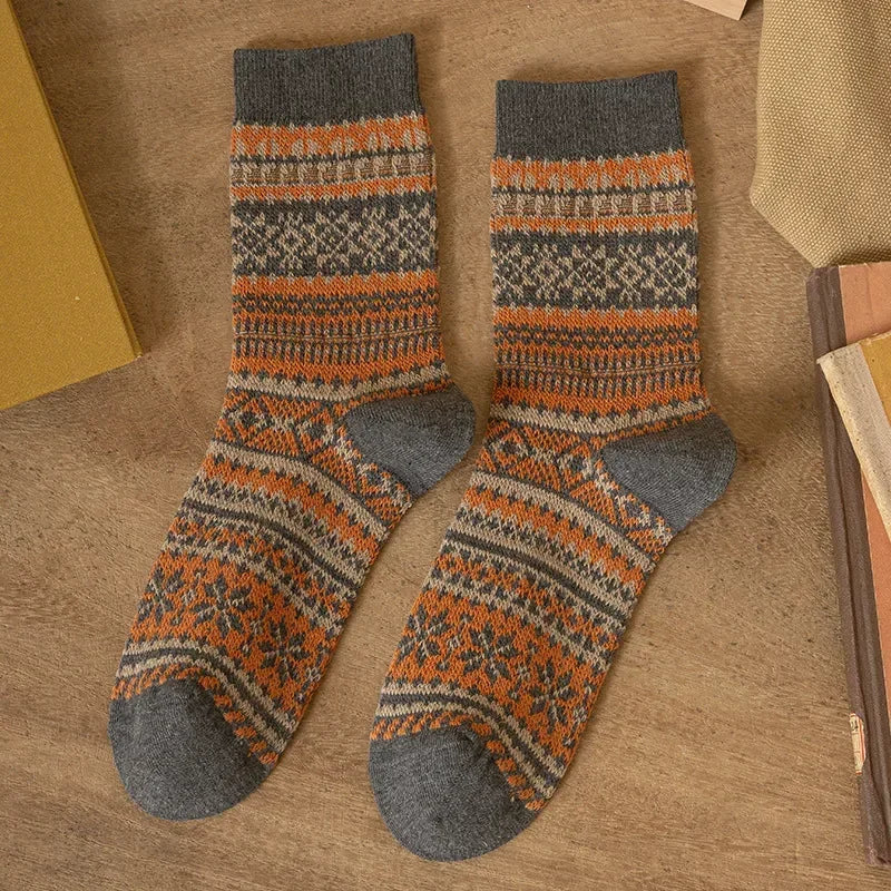 Men's Retro Geometric Pattern Middle Tube Socks | Stylish & Comfy