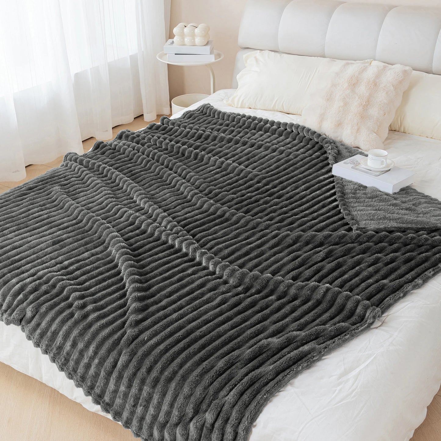 Thick Warm Flannel Blanket | Cozy Fleece Throw for All Seasons