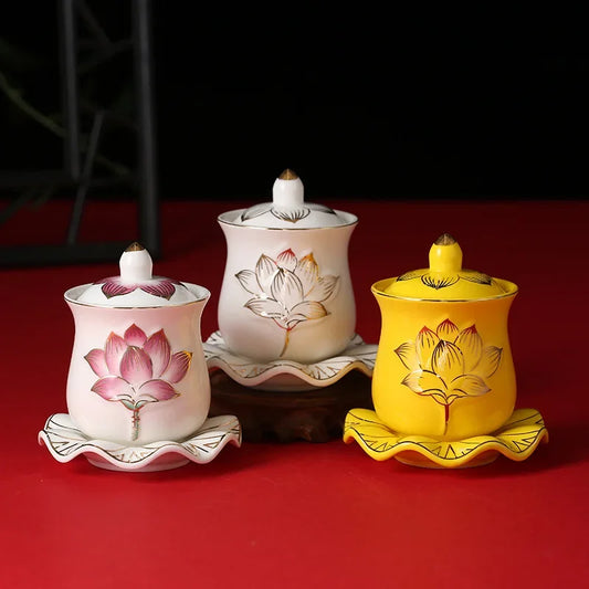 Elegante Taza de Té de Cerámica | Diseño de Loto en Relieve