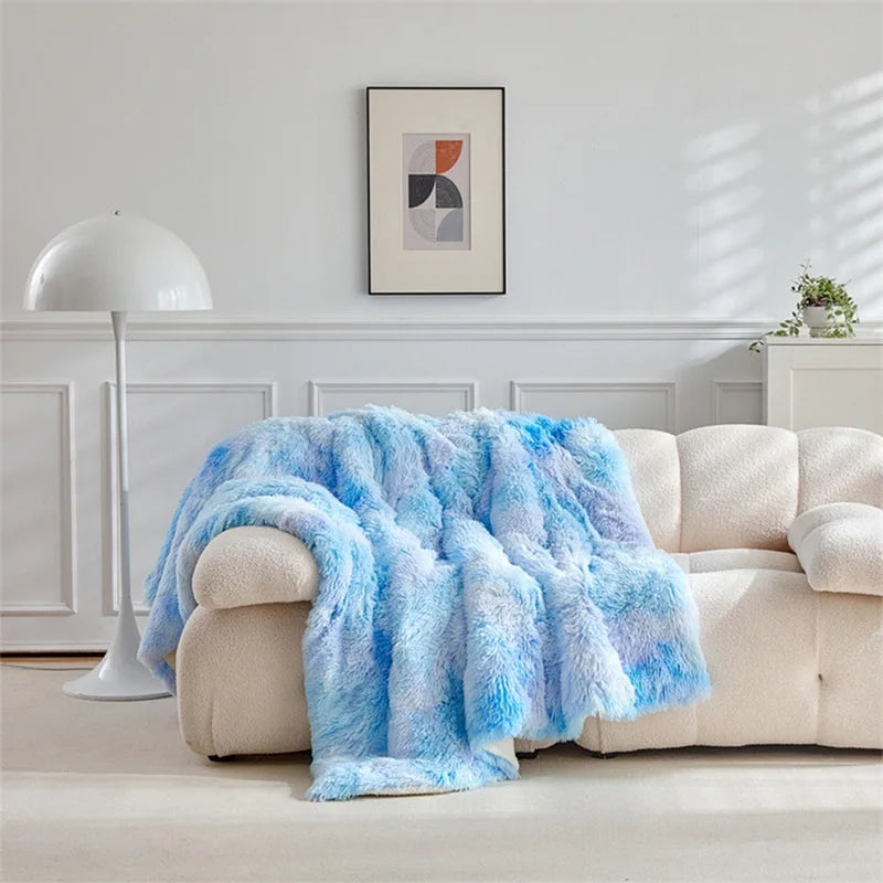 Soft Faux Fur Throw Blanket | Luxurious and Cozy Bedspread