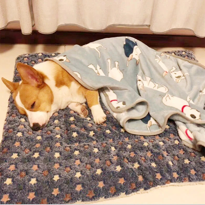 Cozy Flannel Pet Sleeping Mat | Soft Blanket for Dogs & Cats