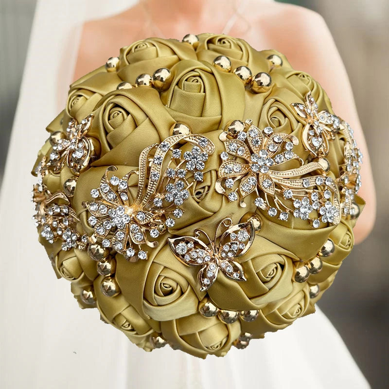 Impresionante ramo de boda azul marino para damas de honor | Elegante decoración floral