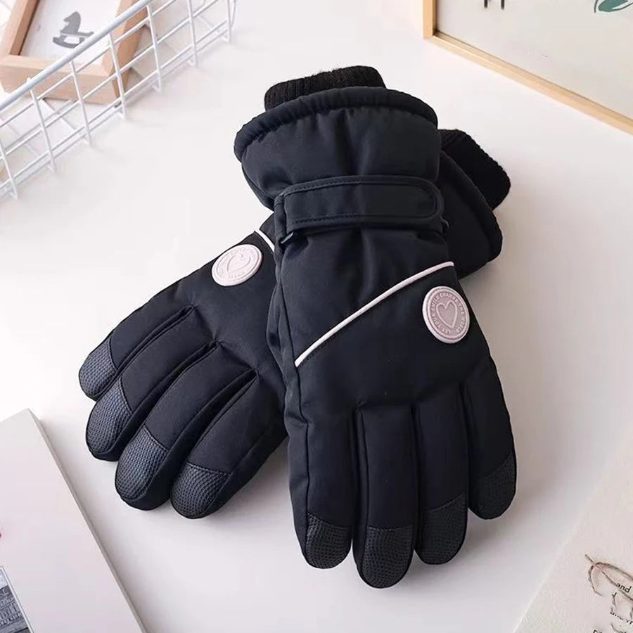 Women's Touchscreen Winter Skiing Gloves | Comfort & Style
