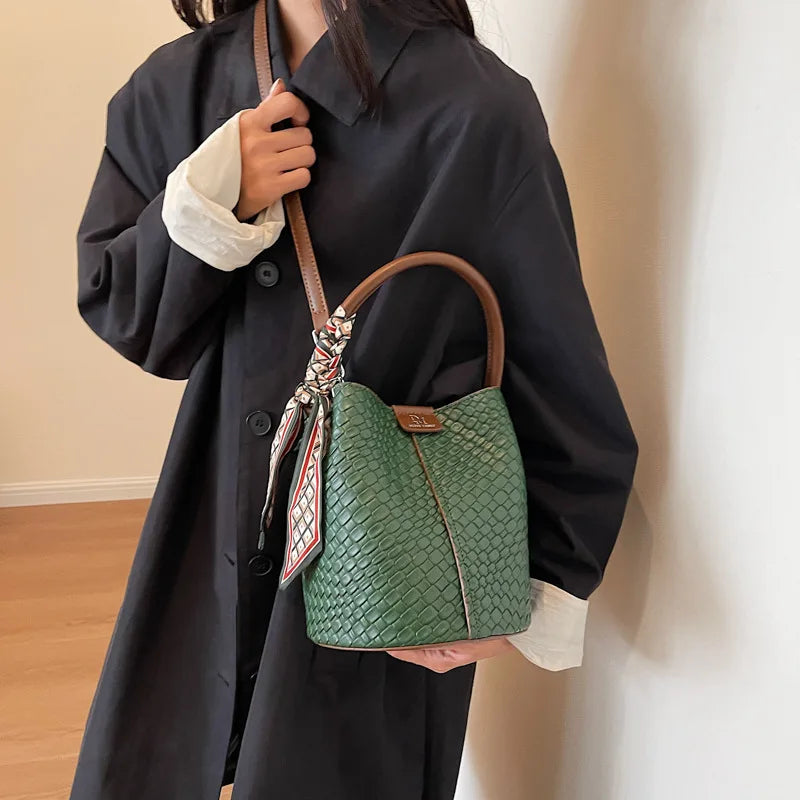 Bolso de cubo chic para mujer | Bolso de mano tejido de moda para cada ocasión