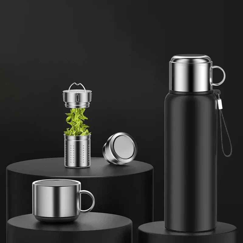 Large Capacity Insulated Stainless Steel Thermos with Temperature Display