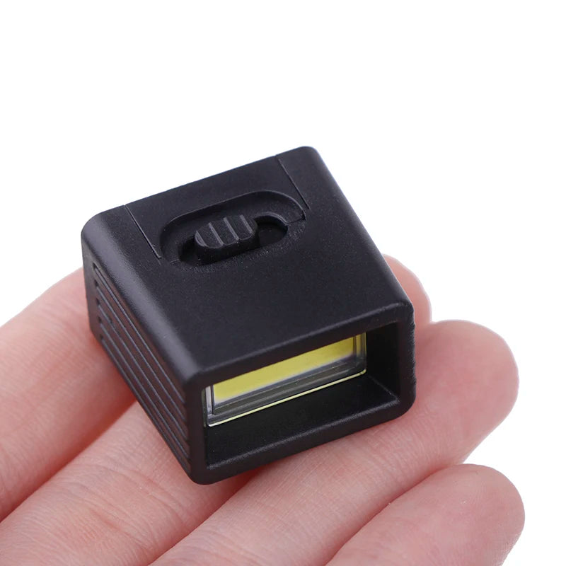 Mini luz LED de llavero | Linterna compacta y portátil para exteriores