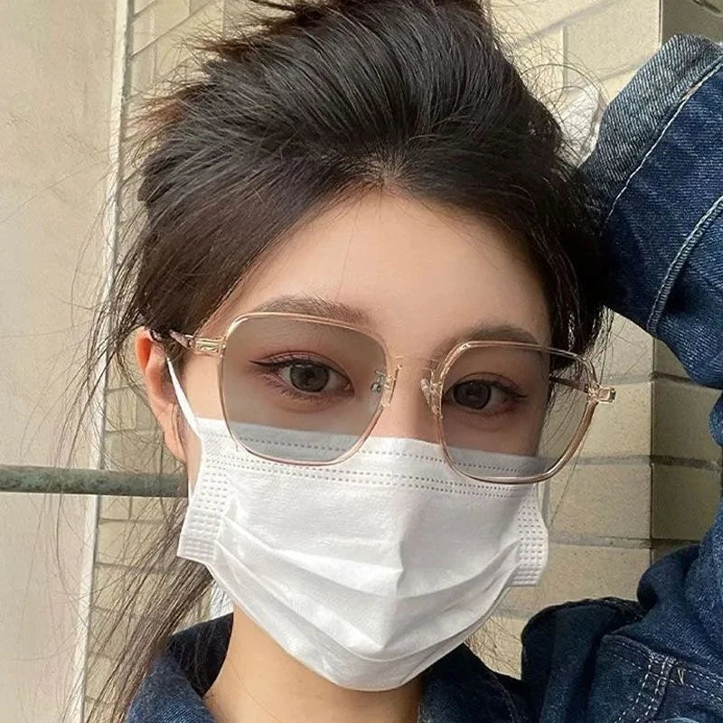 Elegant Photochromic Anti-Blue Light Glasses for Every Occasion