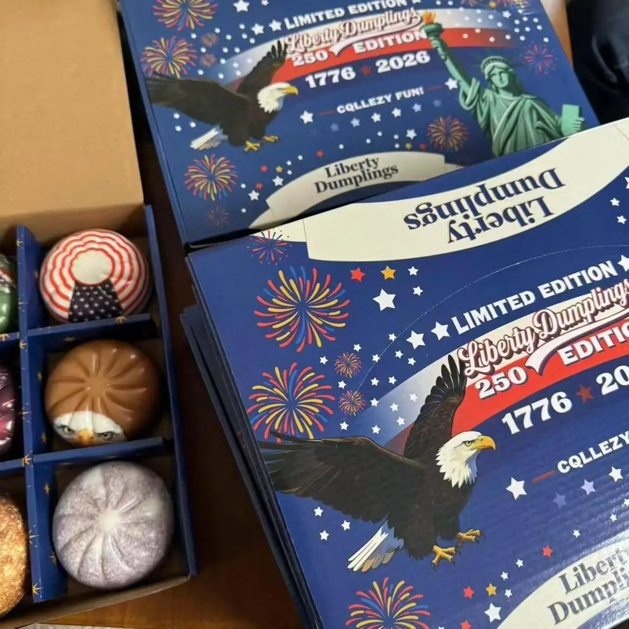 250th USA Anniversary Liberty Dumplings 12pc Gift Set 1776-2026 Eagle Statue Squishy Toy Independence Day Commemorative Gift