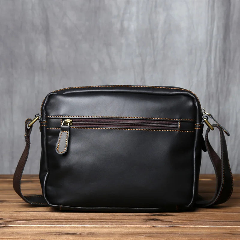 Retro Leather Messenger Bag for Men | Stylish and Functional