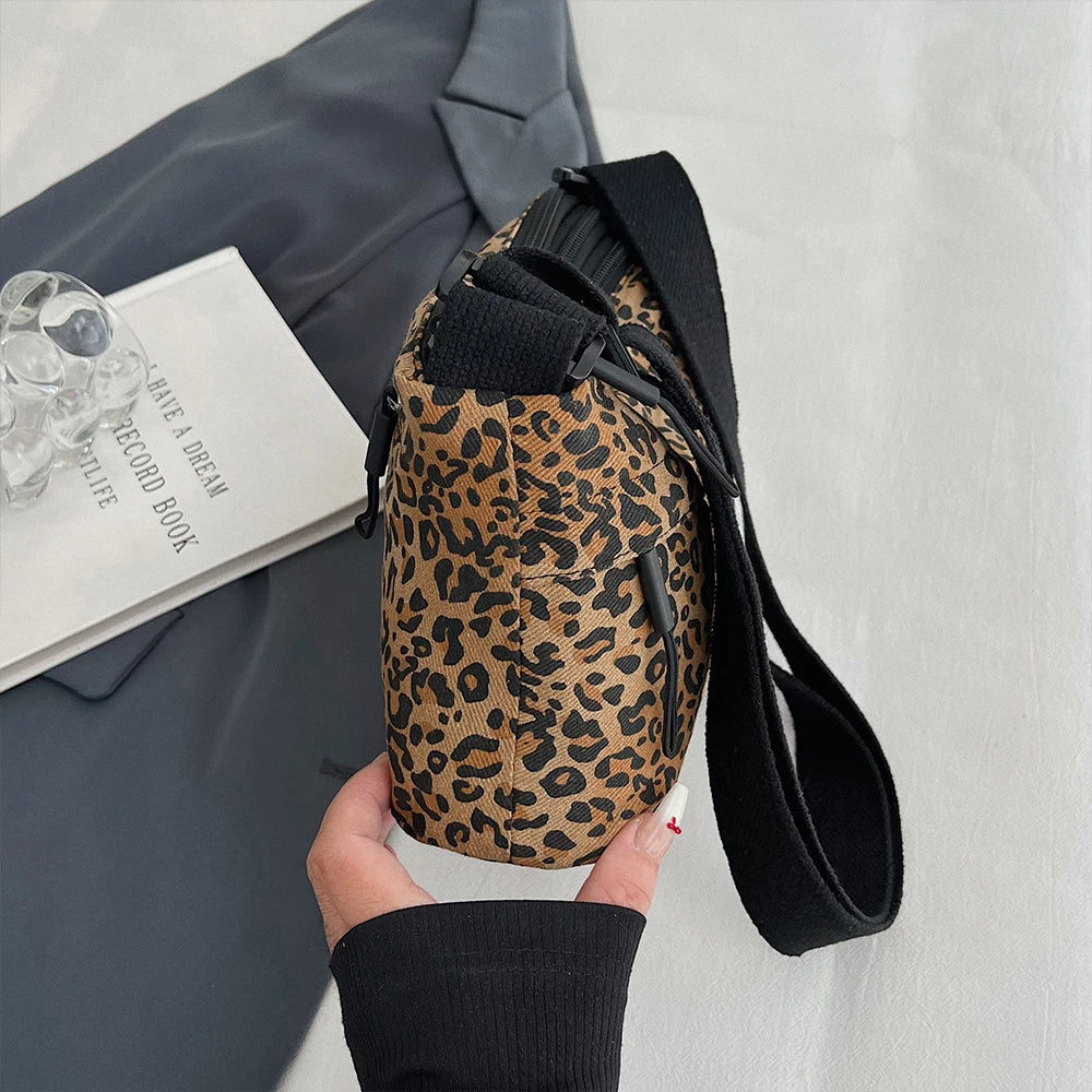 Large Capacity Leopard Print Commuter Bag | Stylish Crossbody