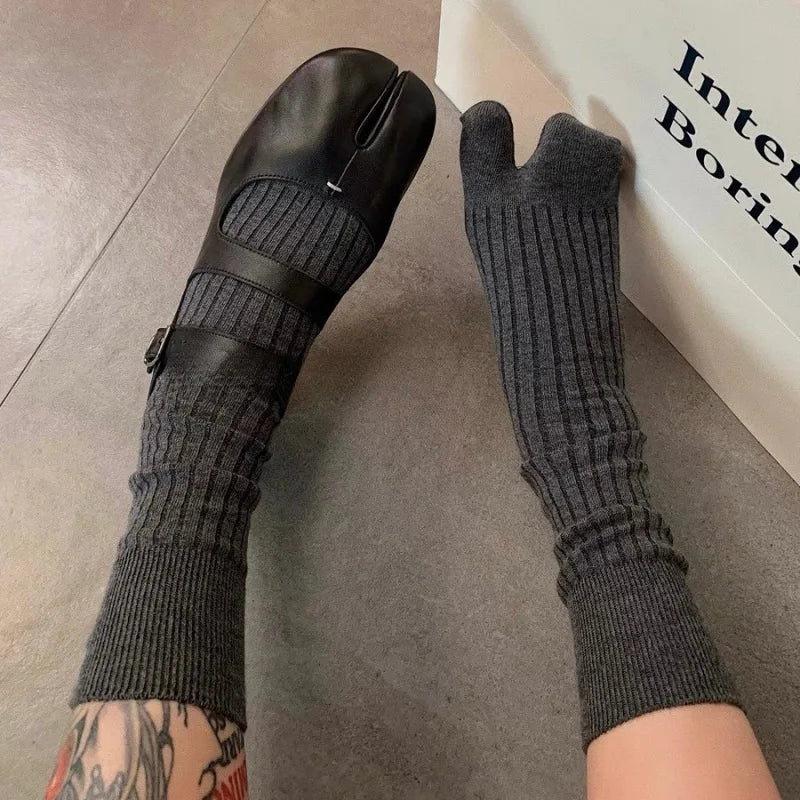 Stylish Cotton Tabi Socks for Women | Comfortable Two-Toed Socks