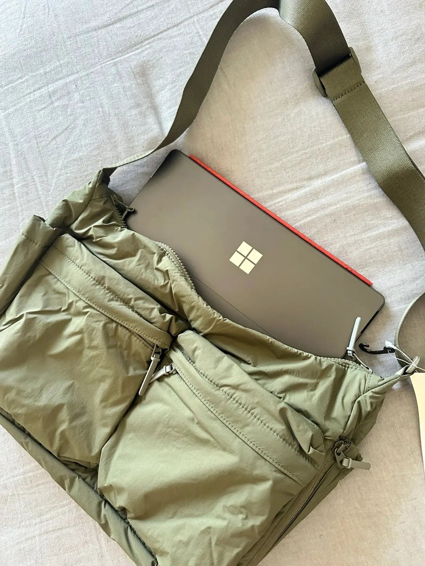 Thickened Casual Messenger Bag | Large Capacity Sports Bag