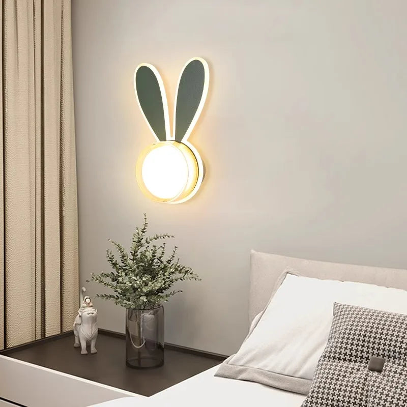 Linda lámpara de pared LED infantil | Moderna luz de dormitorio con dibujos animados