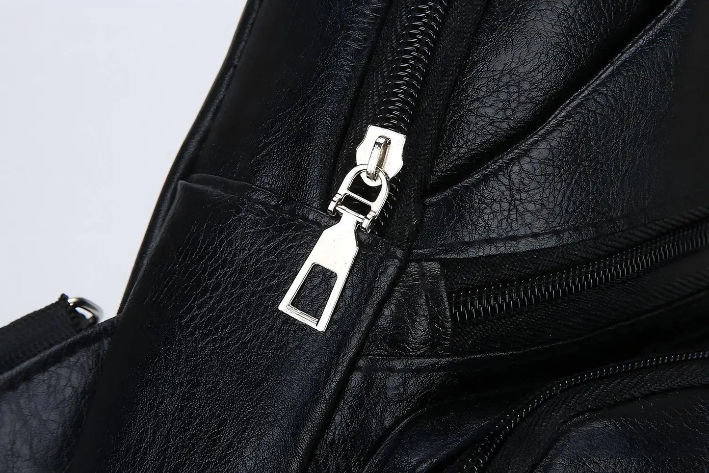 Fashionable Casual PU Crossbody Bag with USB Charging Functionality